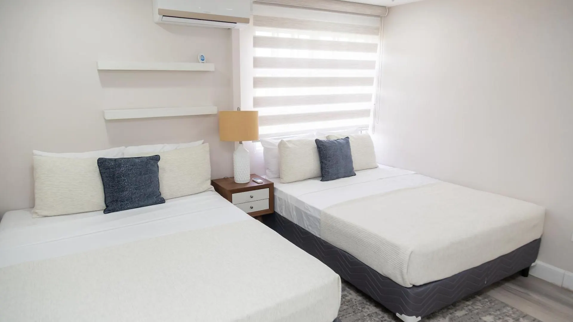 Diego MartinThe View, Goodwood Park Lux Townhouse别墅